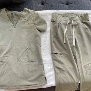XXS TOP AND XXS BOTTOM ZAMORA JOGGERS